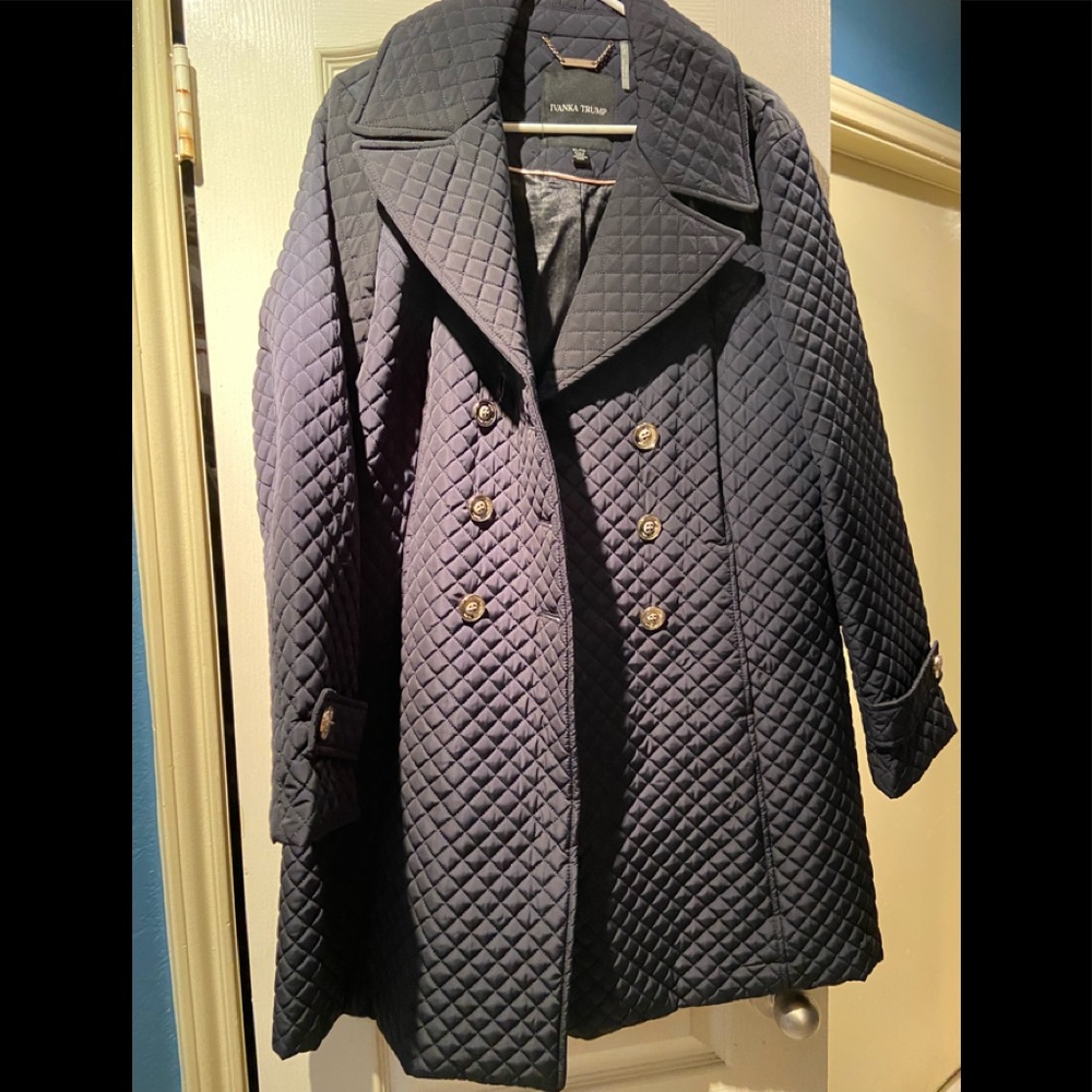 Ivanka Trump long coat, quilted. Only used twice.